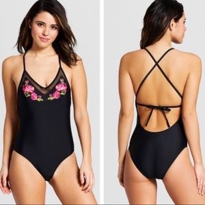 🌟NWT🌟 | 🌺Xhilaration Open Back Swim in Black 🌺